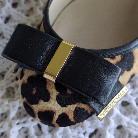 Leopard Pumps - Picture 2 of 9